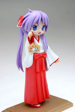 kagami hiiragi figure