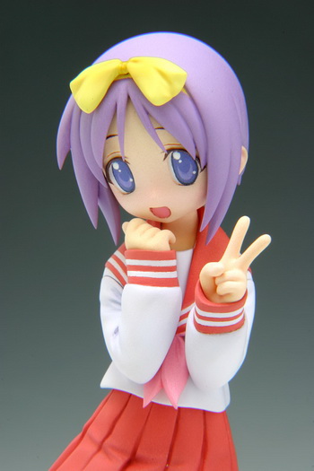 kagami hiiragi figure