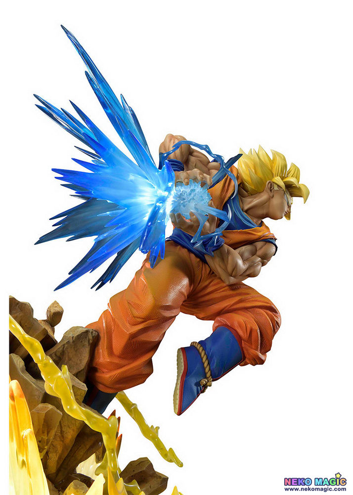 Exclusive Dragon Ball Z Son Goku Super Saiyan Mega Premium Master