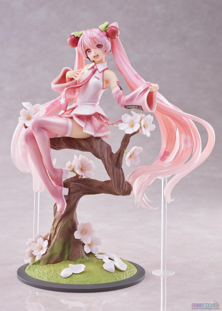 Exclusive Vocaloid Sakura Miku Cherry Blossom Fairy Ver PVC Figure By Spiritale