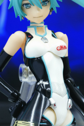 racing miku 2011 premium figure