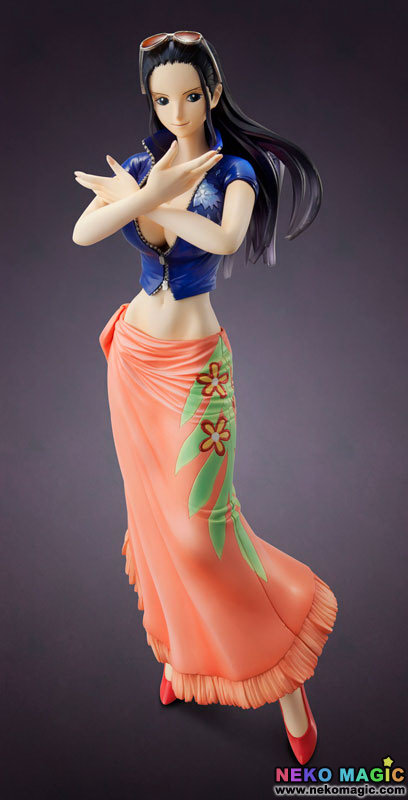 naked nico robin figure