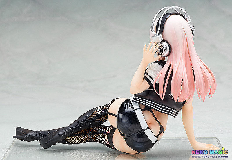 super sonico large figure