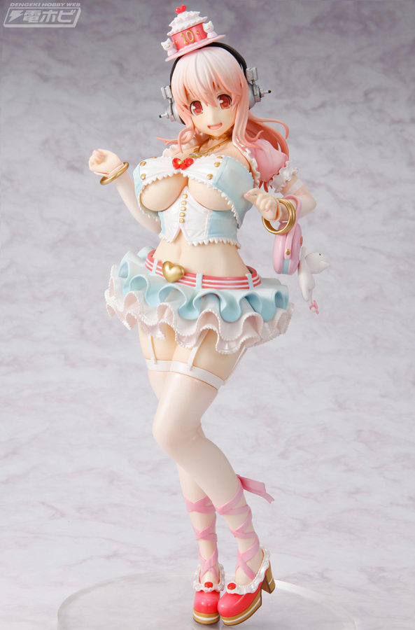 super sonico figure collection