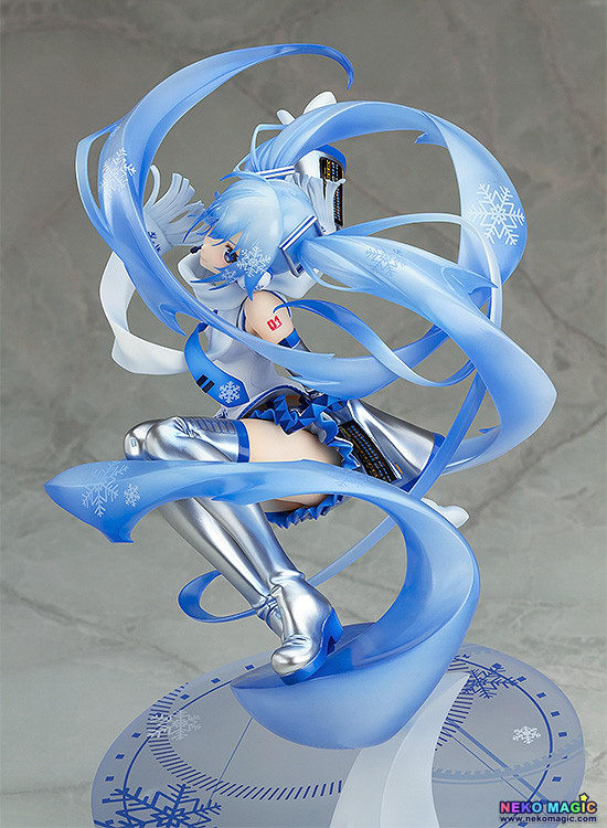 Vocaloid 2 Snow Miku 1 7 Pvc Figure By Good Smile Company Neko Magic