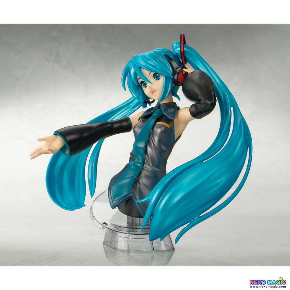 hatsune figure