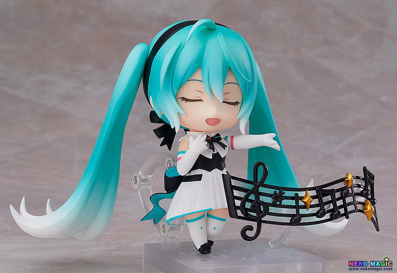 miku symphony figure