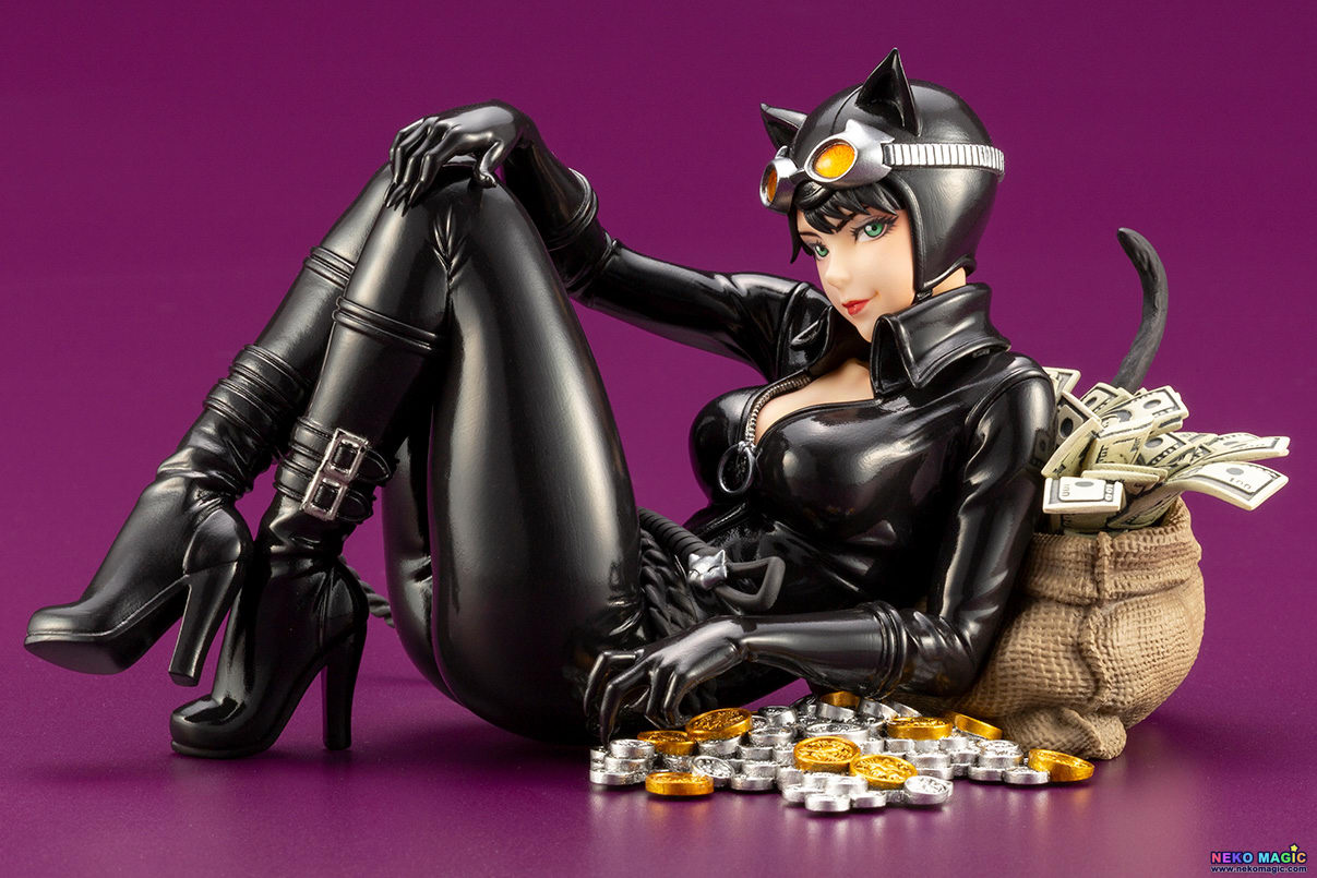 DC Universe – Catwoman Returns DC Comics Bishoujo 1/7 PVC figure