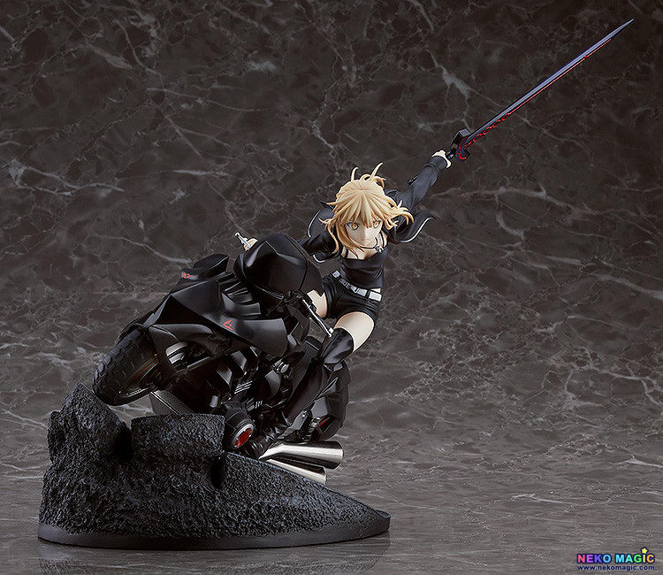 saber alter cuirassier noir