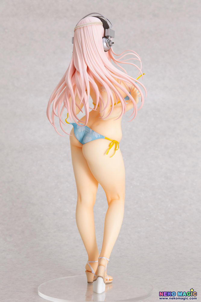 super sonico large figure