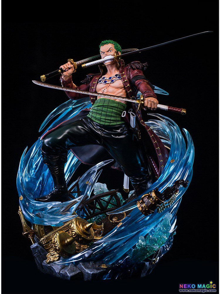 lifesize zoro figure