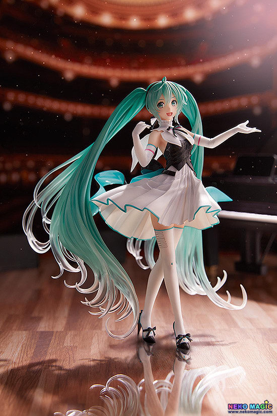 miku symphony 2019 figure