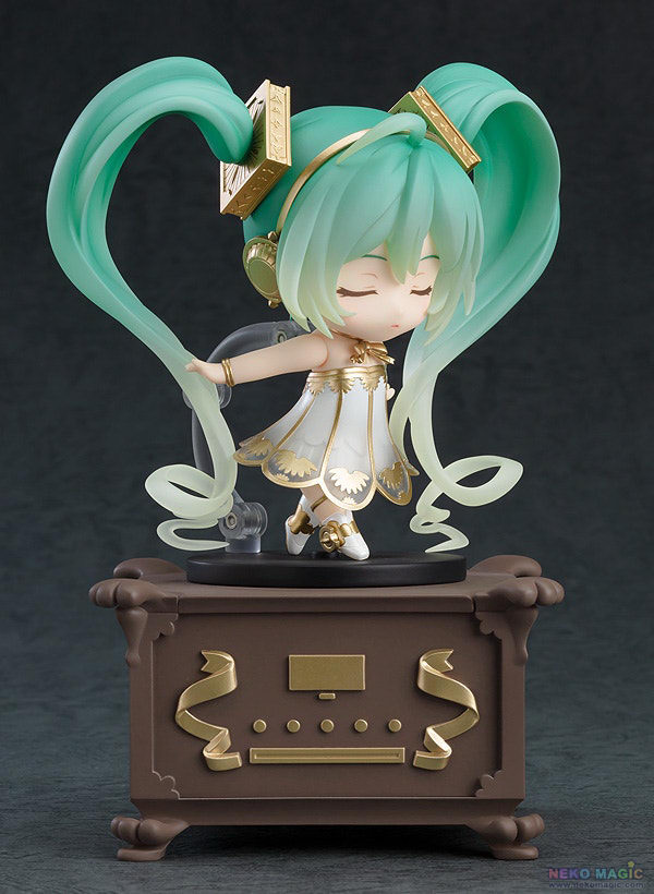 nendoroid hatsune miku symphony