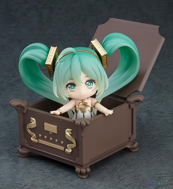 miku symphony figure