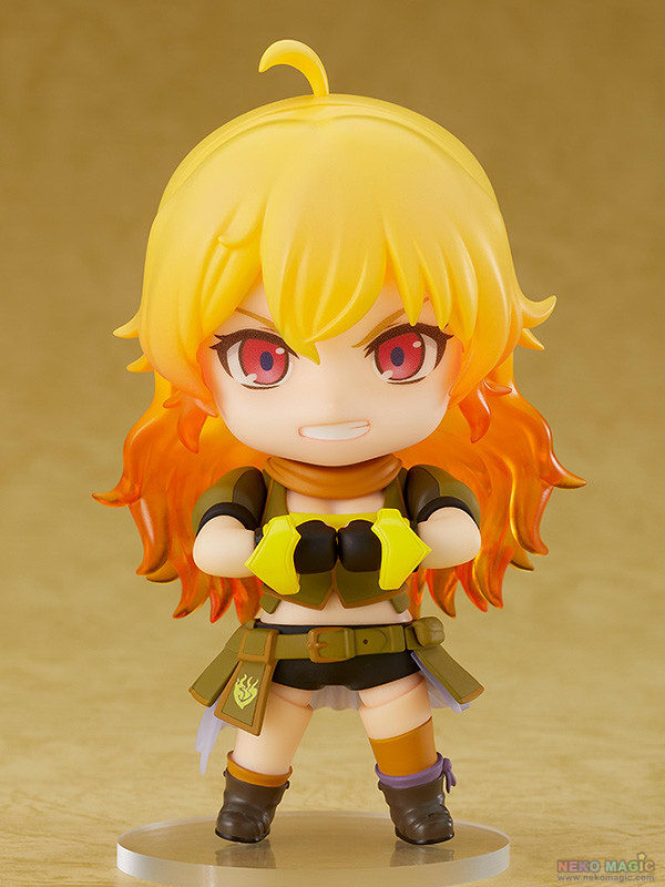 rwby yang xiao long figure