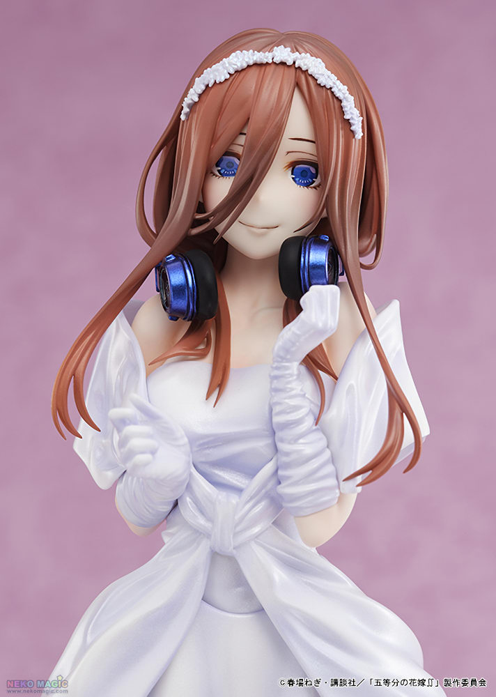 miku nakano wedding figure